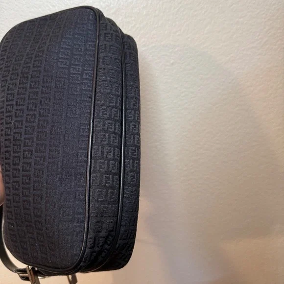 Vintage Fendi Zucca Zucchino Canvas Baguette Bag Black FF Monogram Double Zip - Picture 14 of 15